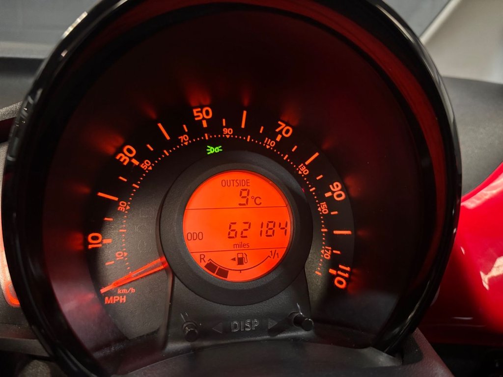 Used Toyota AYGO 2015 for sale - 77558029: Photo 28