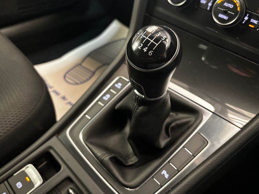 Used Volkswagen Golf 2019 for sale - 77919791: Photo 19