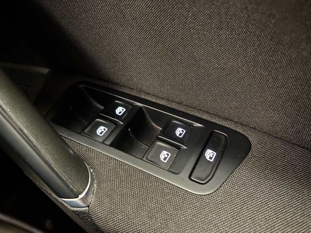 Used Volkswagen Golf 2019 for sale - 77919791: Photo 22