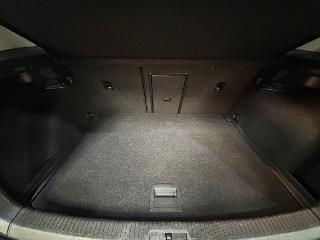 Used Volkswagen Golf 2019 for sale - 77919791: Photo 27