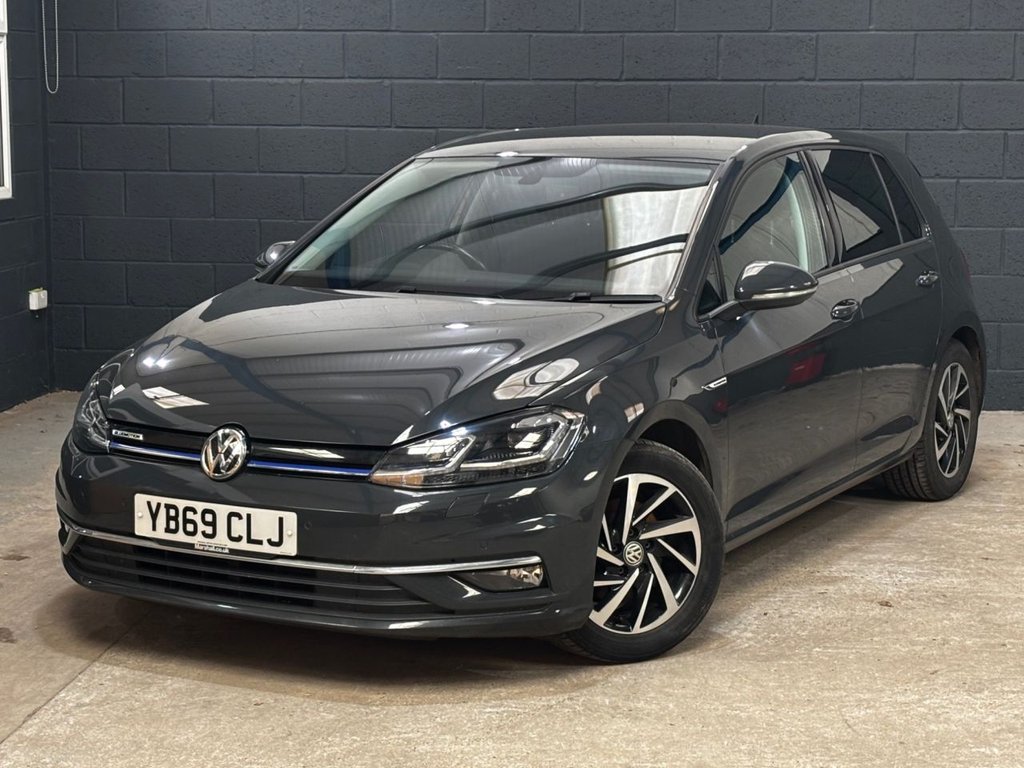 Used Volkswagen Golf 2019 for sale - 77919791: Photo 4