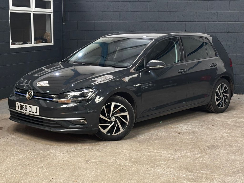 Used Volkswagen Golf 2019 for sale - 77919791: Photo 5