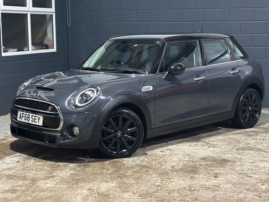 Used MINI Hatch 2018 for sale - 77336079: Photo 5