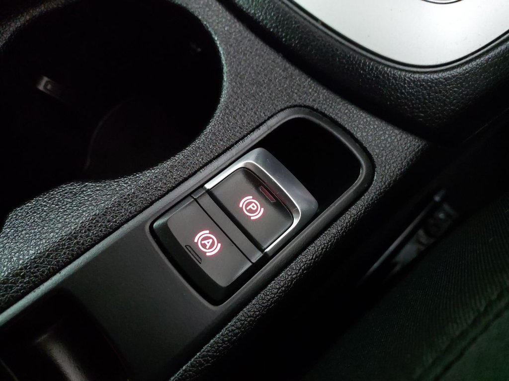 Used Audi Q3 2018 for sale - 77336074: Photo 19