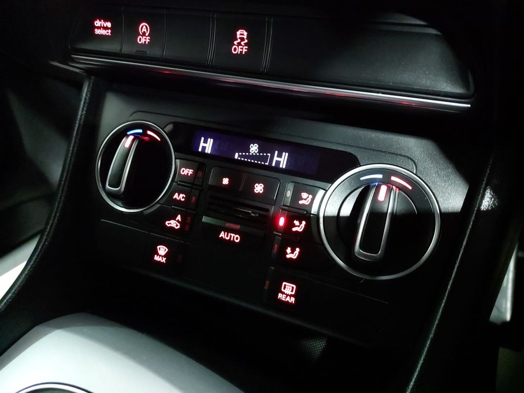 Used Audi Q3 2018 for sale - 77336074: Photo 21