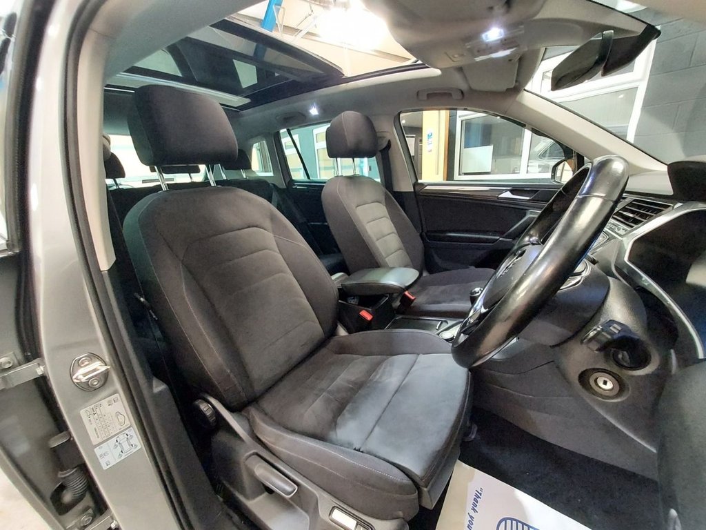 Used Volkswagen Tiguan 2016 for sale - 77336072: Photo 25