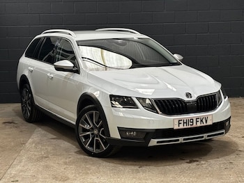 Used Skoda Octavia 2019 for sale - 78725765: Photo