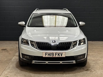 Used Skoda Octavia 2019 for sale - 78725765: Photo