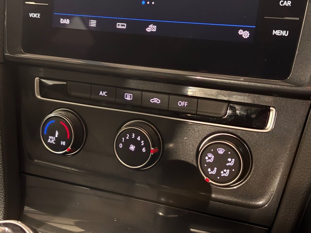 Used Volkswagen Golf 2017 for sale - 77620993: Photo 18