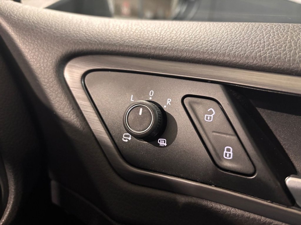 Used Volkswagen Golf 2017 for sale - 77620993: Photo 24