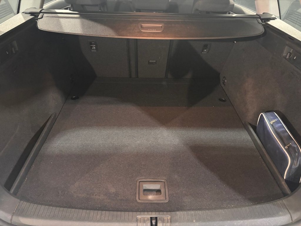 Used Volkswagen Golf 2017 for sale - 77620993: Photo 27