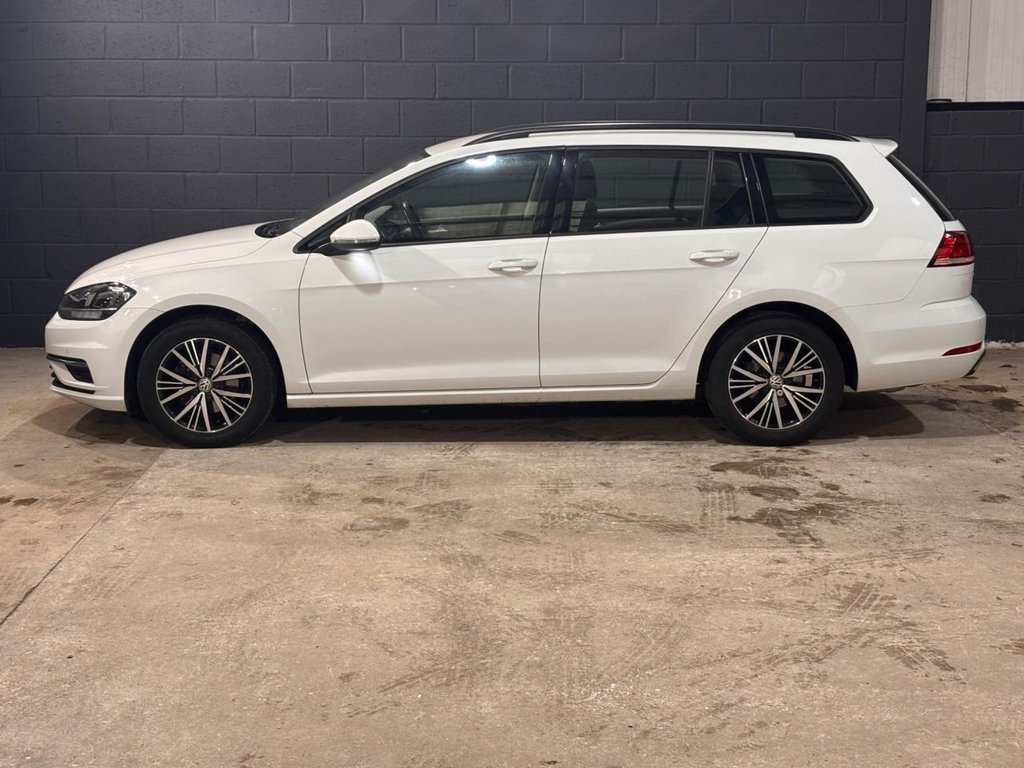 Used Volkswagen Golf 2017 for sale - 77620993: Photo 6