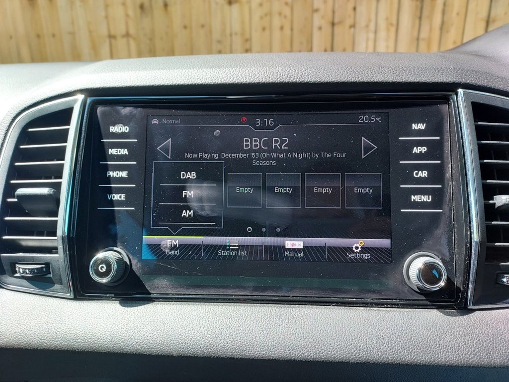 Used Skoda Karoq 2018 for sale - 77990991: Photo 20