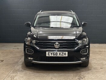 Used Volkswagen T-Roc 2018 for sale - 78818765: Photo