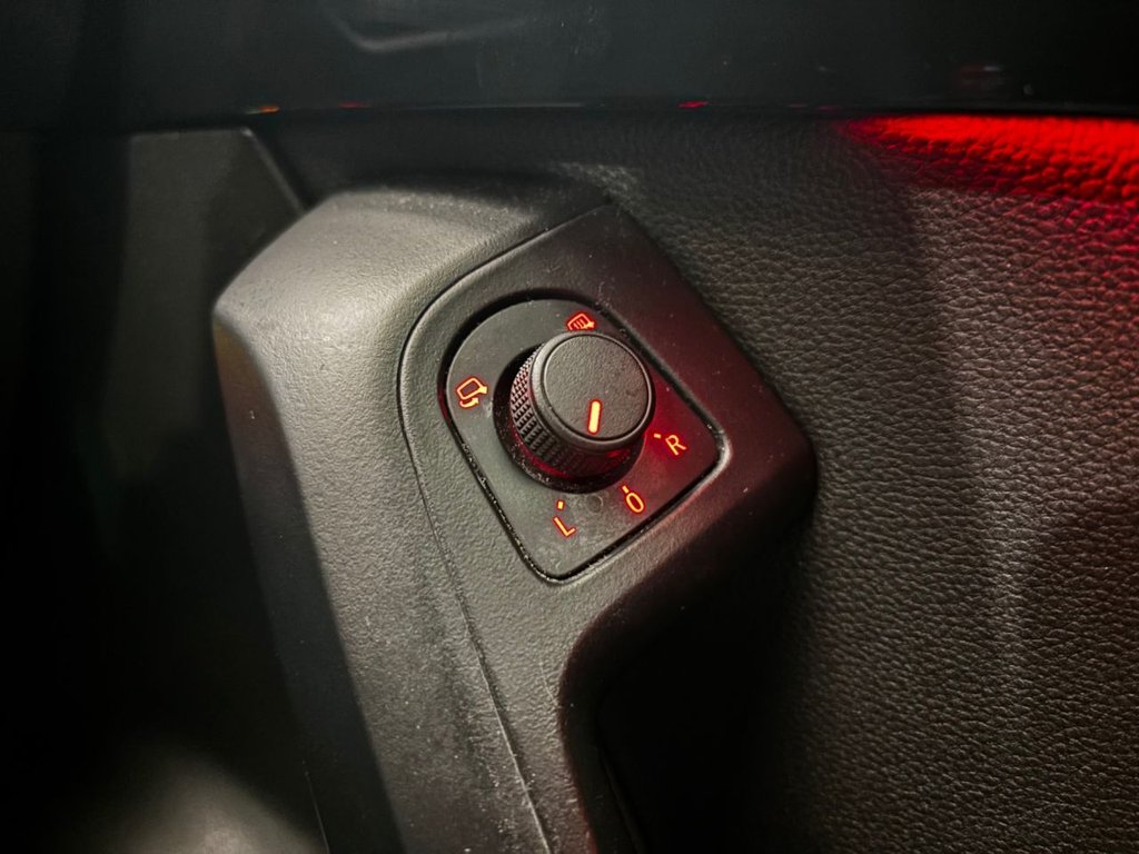 Used SEAT Ateca 2017 for sale - 77820936: Photo 28