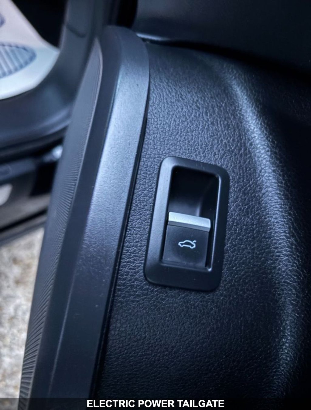 Used Audi Q5 2018 for sale - 77336086: Photo 41