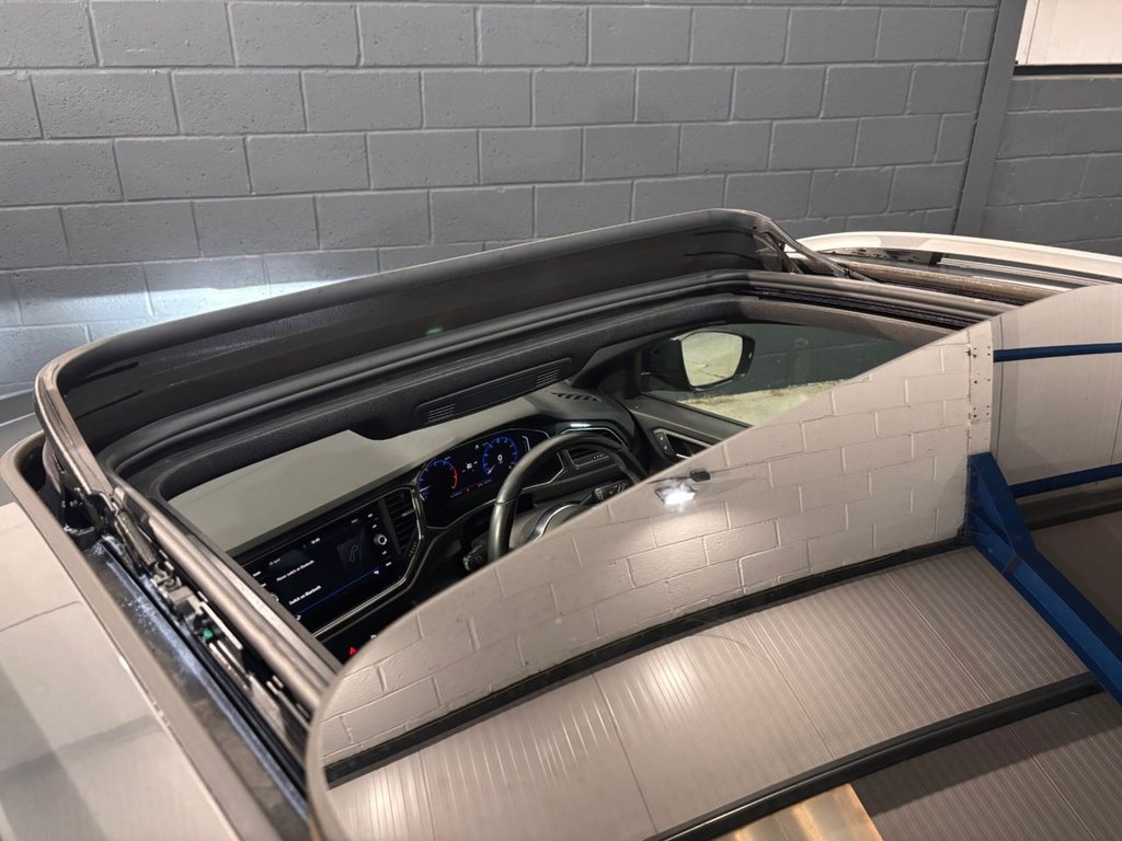 Used Volkswagen T-Roc 2019 for sale - 77655102: Photo 15