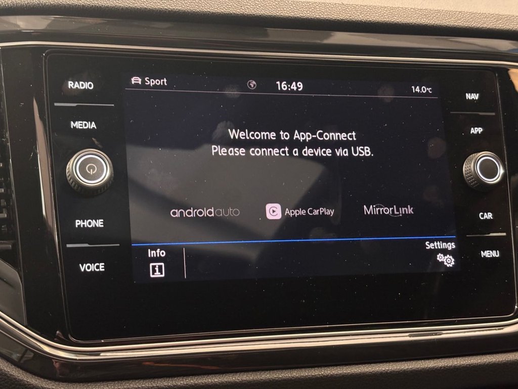 Used Volkswagen T-Roc 2019 for sale - 77655102: Photo 18