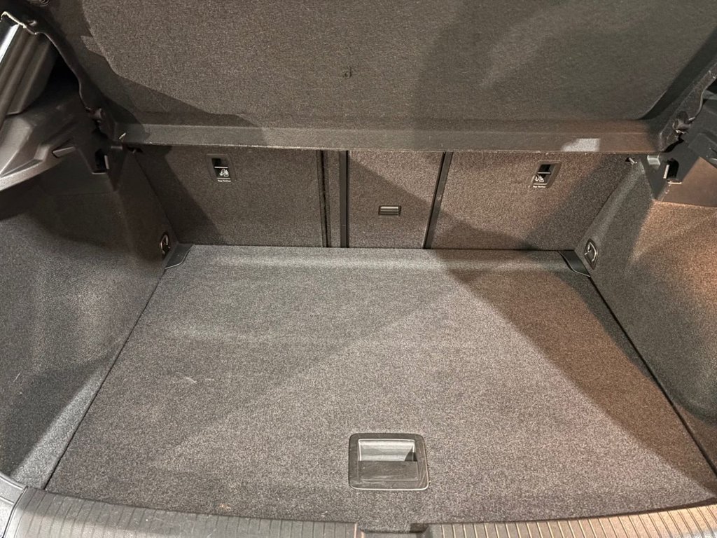 Used Volkswagen T-Roc 2019 for sale - 77655102: Photo 31