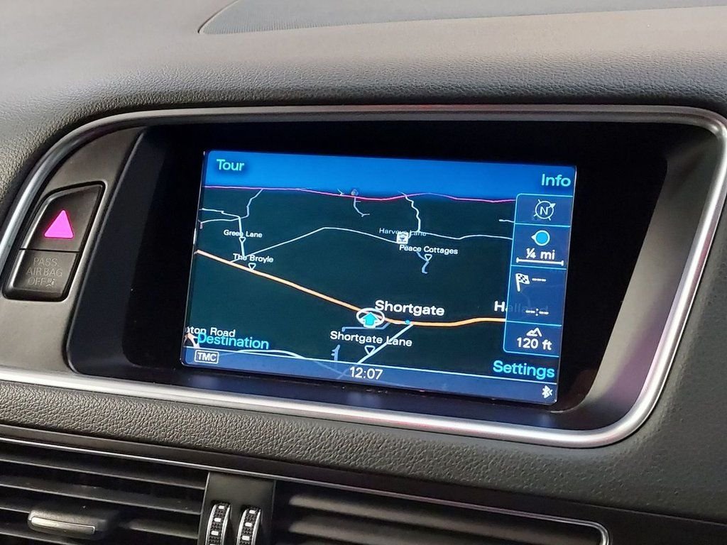 Used Audi Q5 2015 for sale - 77820439: Photo 15