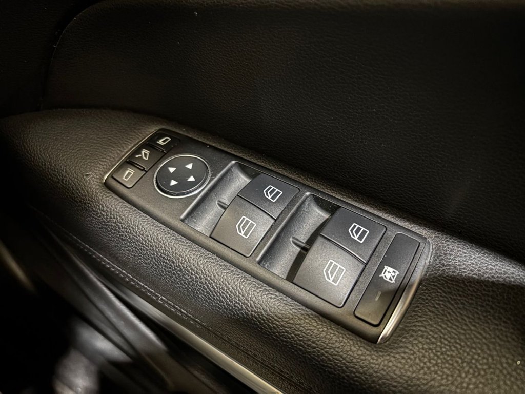 Used Mercedes-Benz E Class 2013 for sale - 77780370: Photo 26