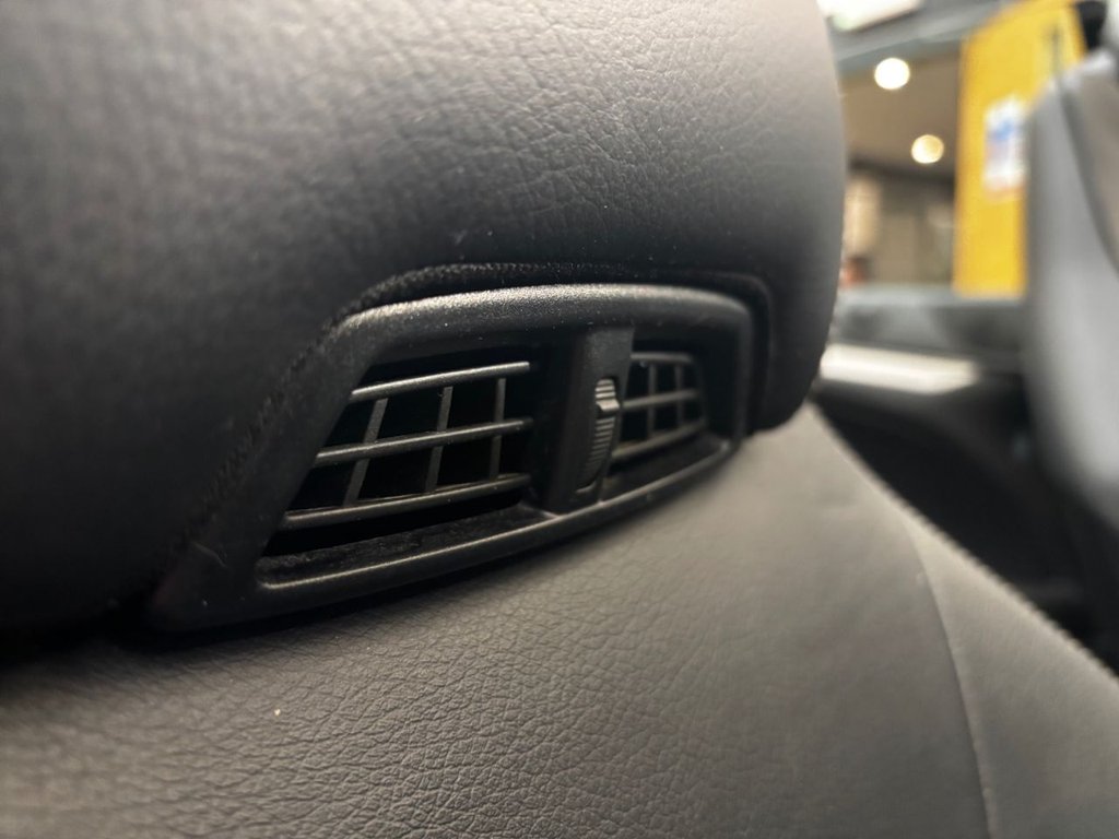 Used Mercedes-Benz E Class 2013 for sale - 77780370: Photo 29