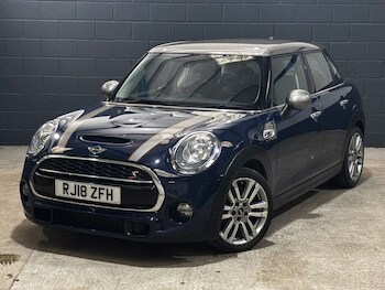 Used MINI Hatch 2018 for sale - 78943411: Photo