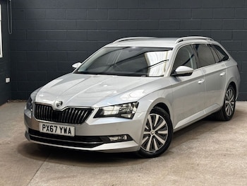 Used Skoda Superb 2017 for sale - 78919301: Photo