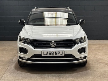 Used Volkswagen T-Roc 2019 for sale - 79072621: Photo