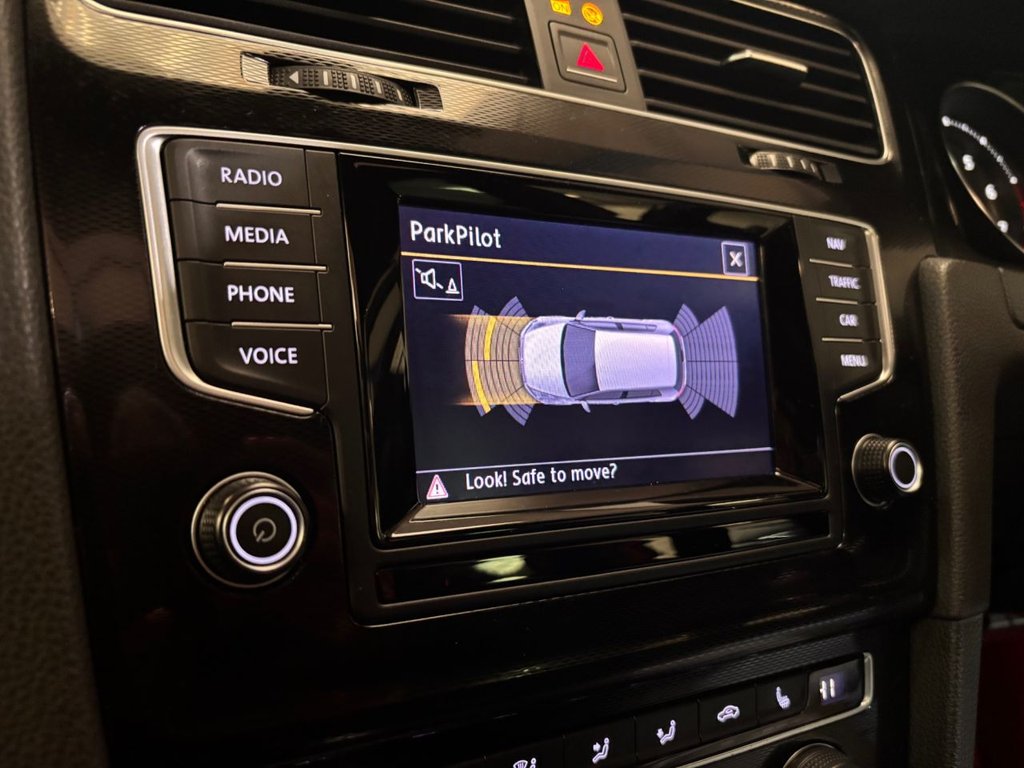 Used Volkswagen Golf 2014 for sale - 77557544: Photo 17