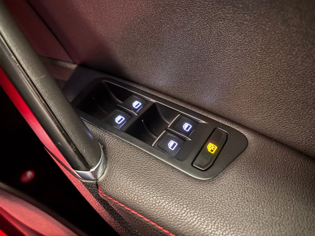 Used Volkswagen Golf 2014 for sale - 77557544: Photo 22