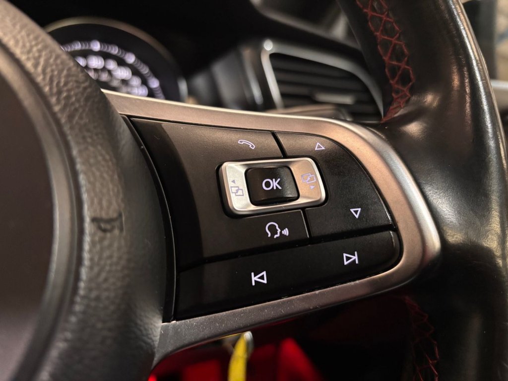 Used Volkswagen Golf 2014 for sale - 77557544: Photo 24