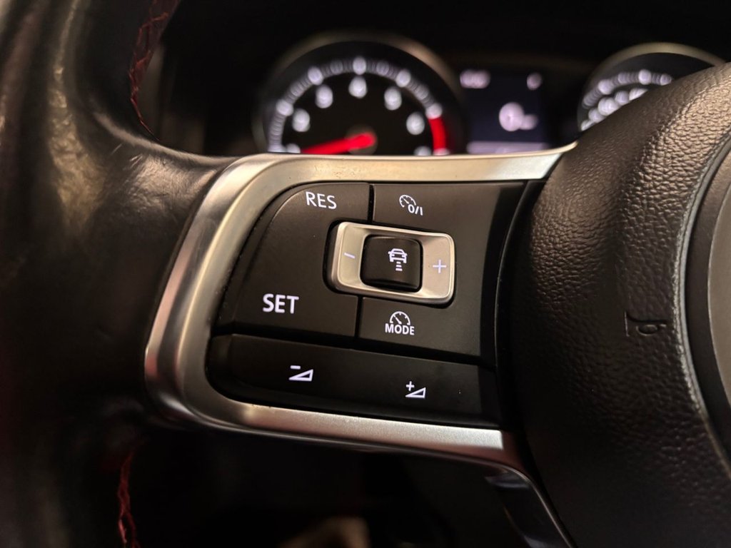 Used Volkswagen Golf 2014 for sale - 77557544: Photo 25