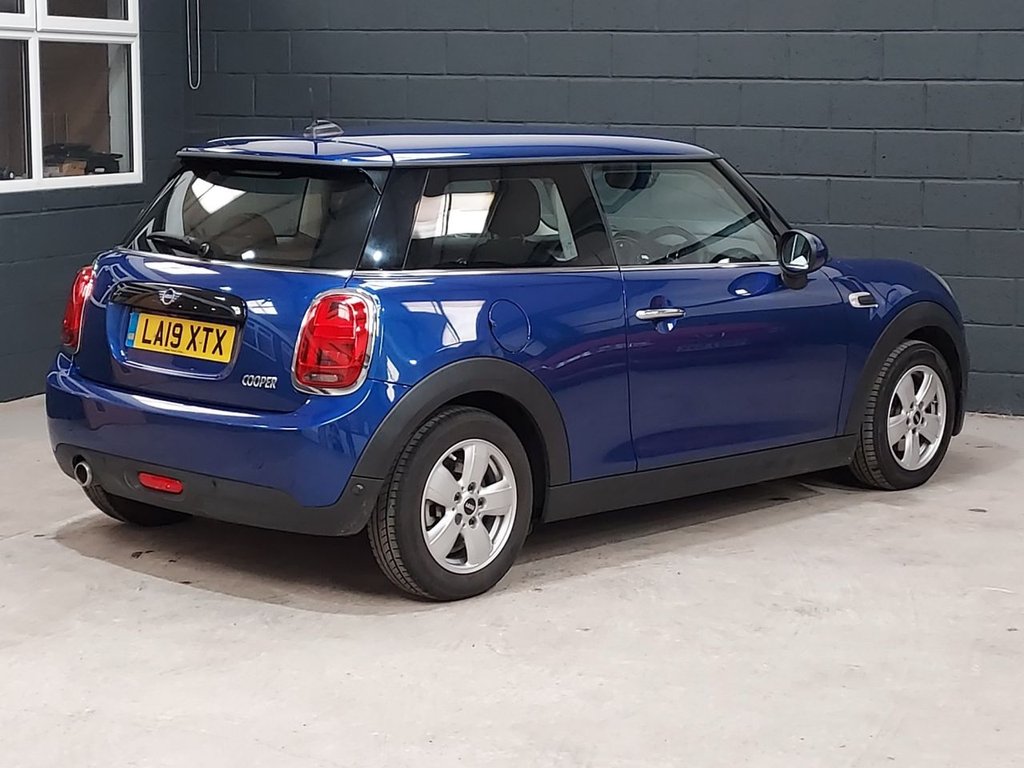 Used MINI Hatch 2019 for sale - 77336082: Photo 10