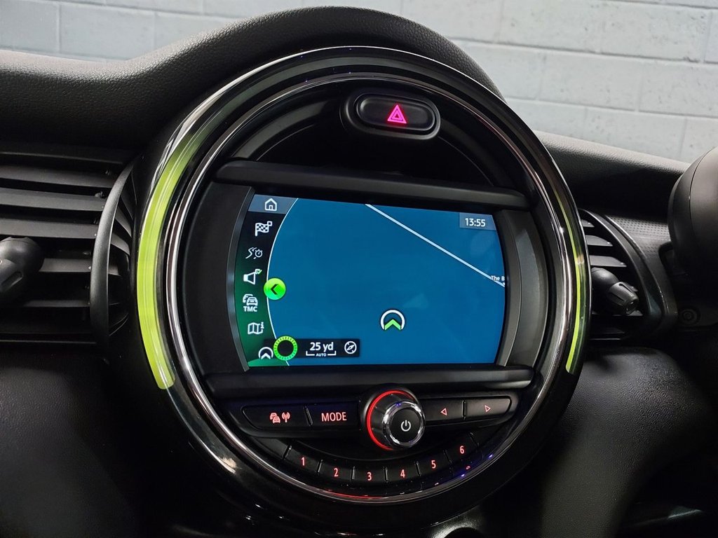 Used MINI Hatch 2019 for sale - 77336082: Photo 13