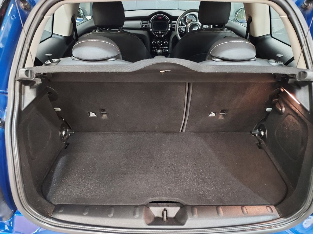 Used MINI Hatch 2019 for sale - 77336082: Photo 23