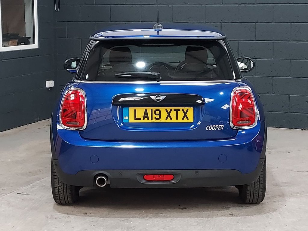 Used MINI Hatch 2019 for sale - 77336082: Photo 8