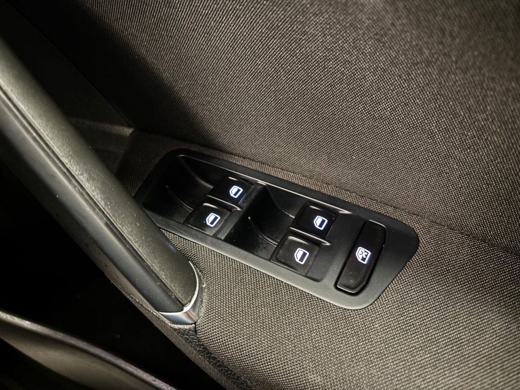 Used Volkswagen Golf 2015 for sale - 77919592: Photo 22