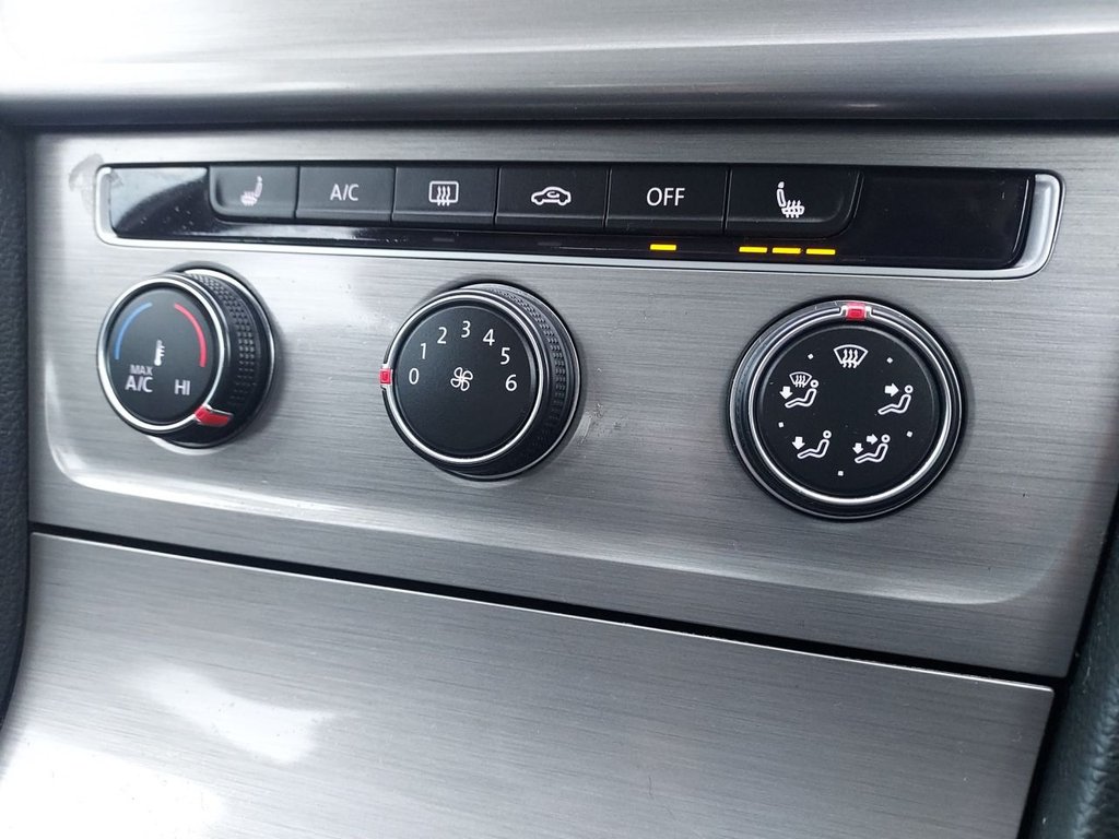 Used Volkswagen Golf 2016 for sale - 77336066: Photo 16