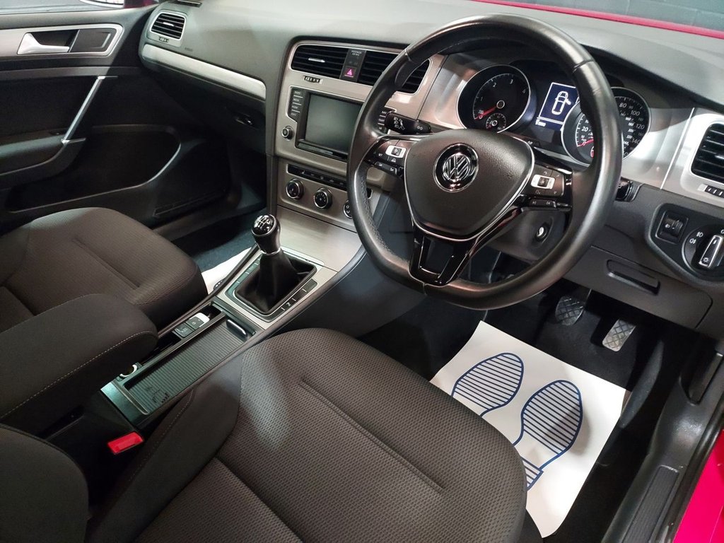 Used Volkswagen Golf 2016 for sale - 77336066: Photo 2