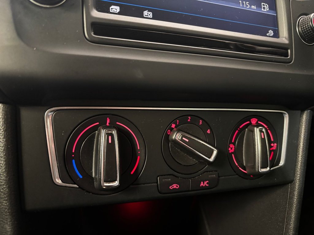 Used Volkswagen Polo 2016 for sale - 77720073: Photo 17