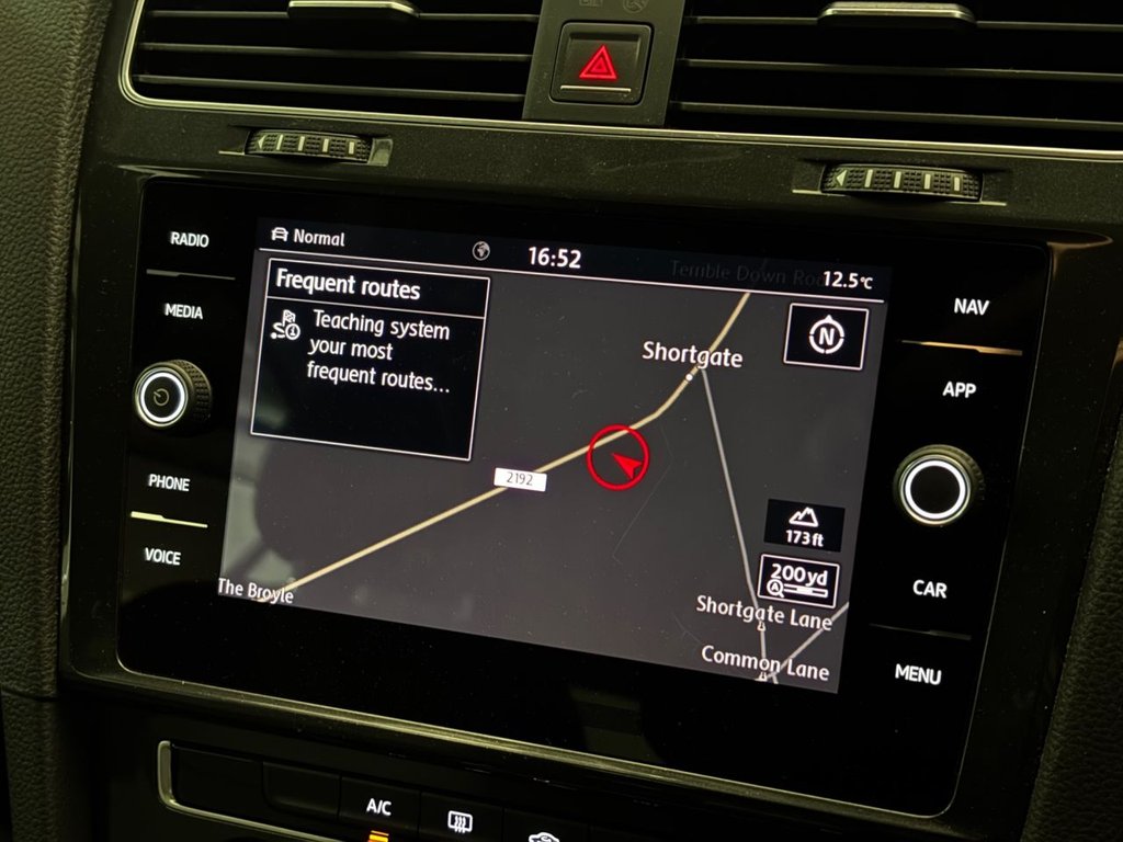 Used Volkswagen Golf 2018 for sale - 78002691: Photo 15