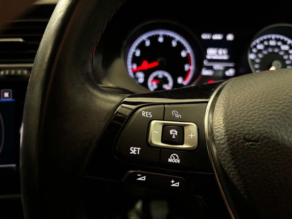 Used Volkswagen Golf 2018 for sale - 78002691: Photo 32