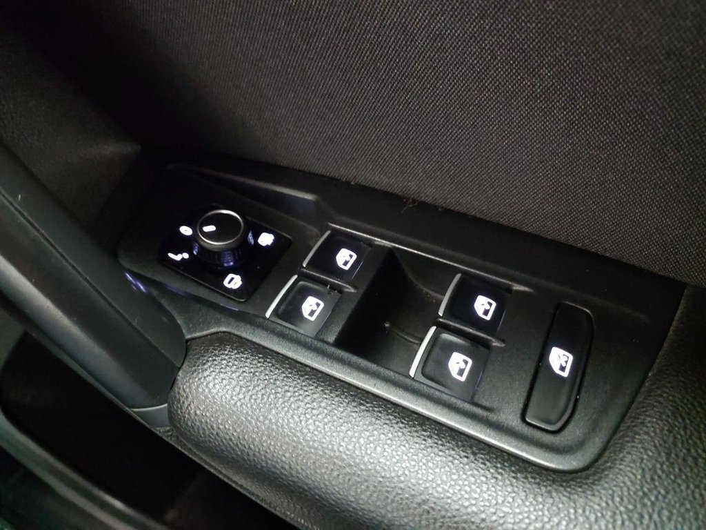 Used Volkswagen Tiguan 2018 for sale - 77336093: Photo 24