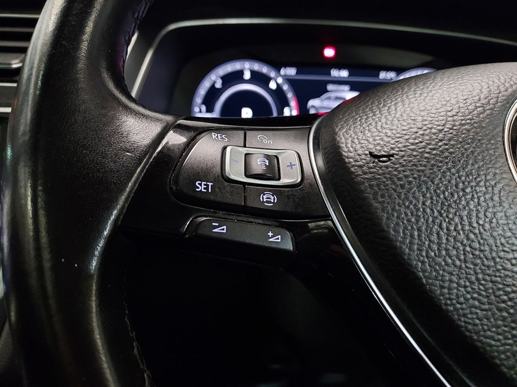 Used Volkswagen Tiguan 2018 for sale - 77336093: Photo 27