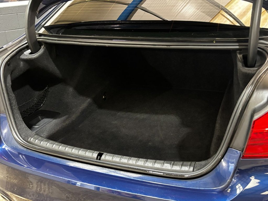 Used BMW 5 Series 2019 for sale - 77710889: Photo 40