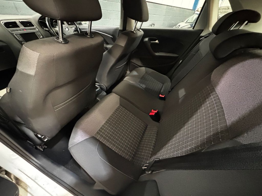 Used Volkswagen Polo 2015 for sale - 77952297: Photo 24