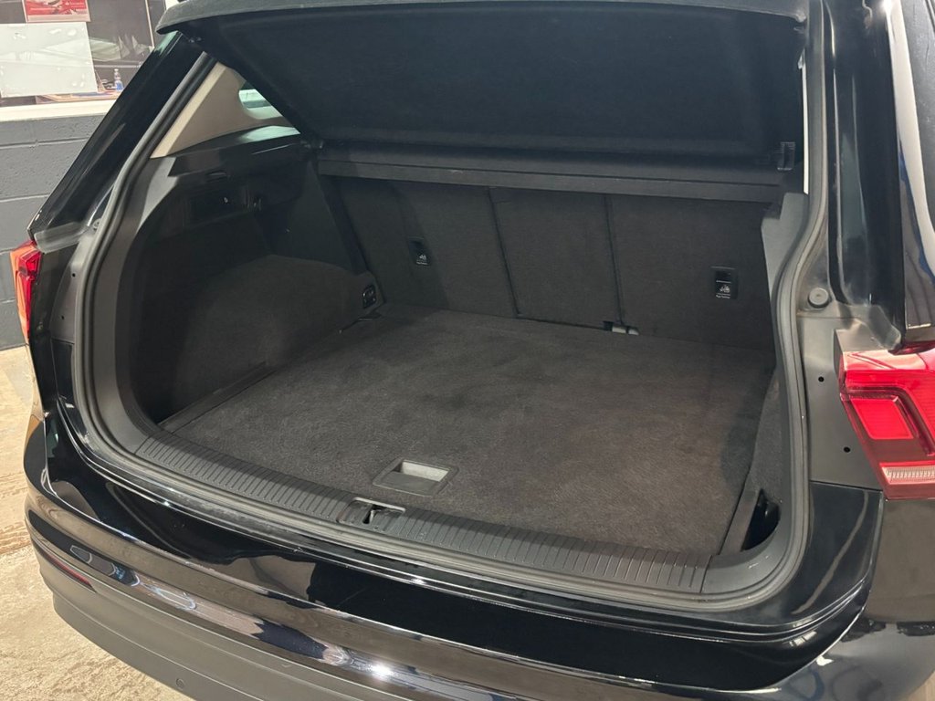 Used Volkswagen Tiguan 2017 for sale - 77697862: Photo 25