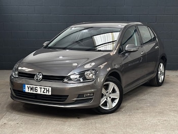 Used Volkswagen Golf 2016 for sale - 78357747: Photo