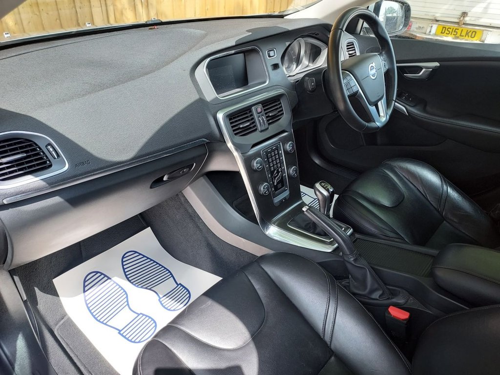 Used Volvo V40 2015 for sale - 77336070: Photo 13